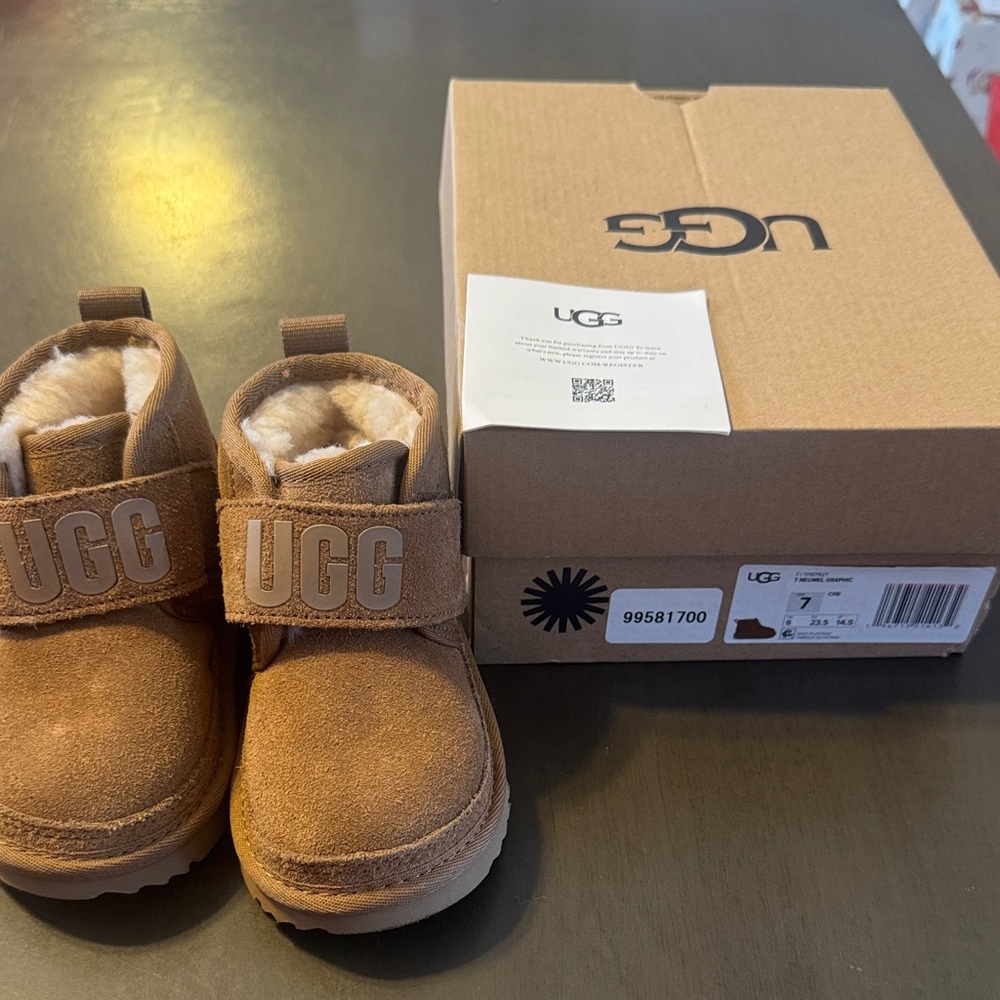 UGG Kids Chestnut Brown Shearling-Lined Boots